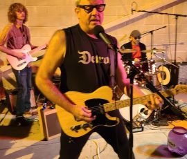 tom-keating-detroit-musician-live-on-stage