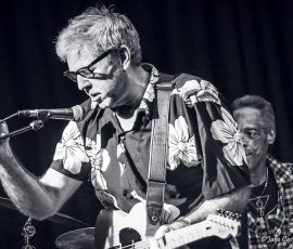 tom-keating-detroit-musician-live-on-stage