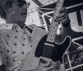 tom-keating-detroit-musician-live-on-stage