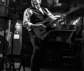 tom-keating-detroit-musician-live-on-stage